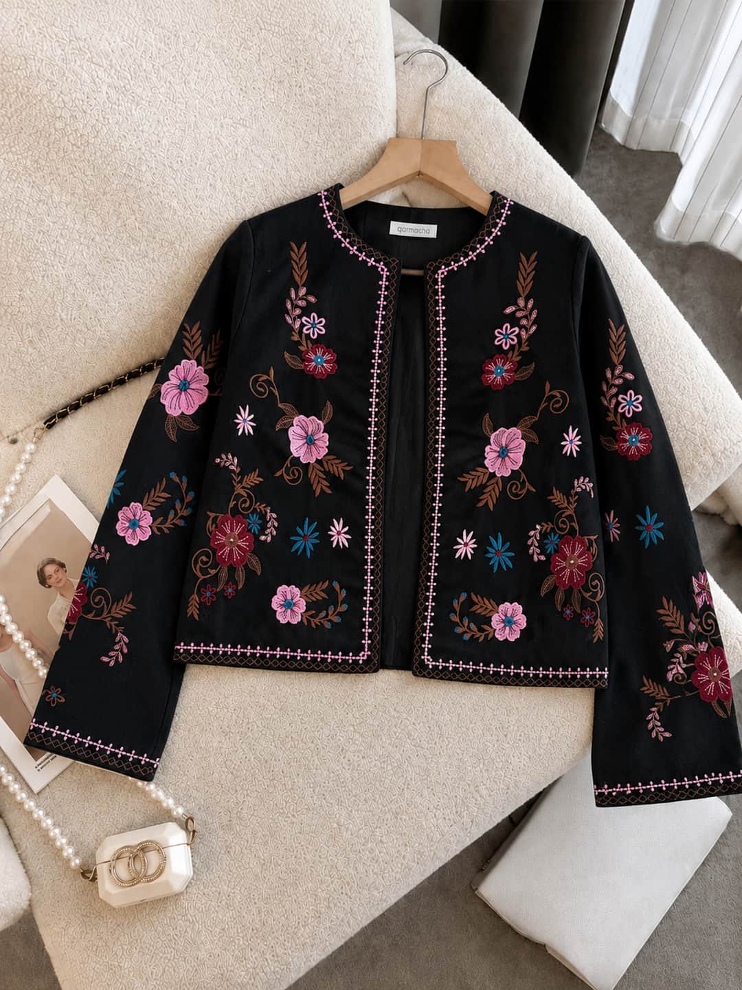 Gül Nakışlı Ceket