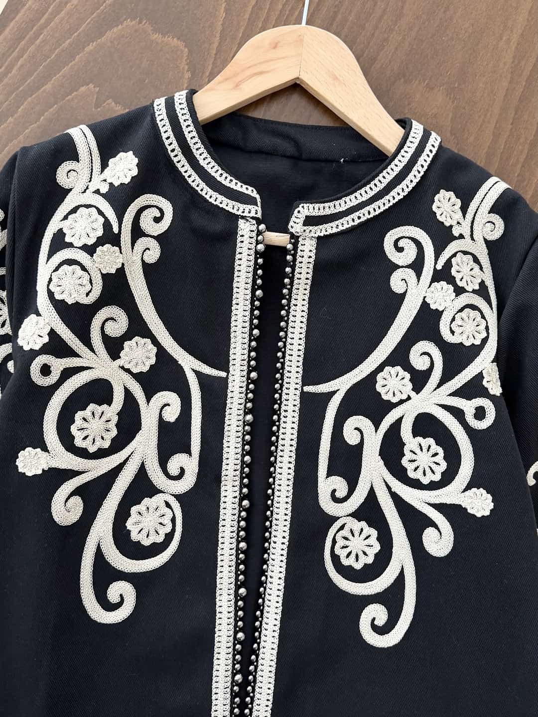 İncili Nakışlı Tok Ceket