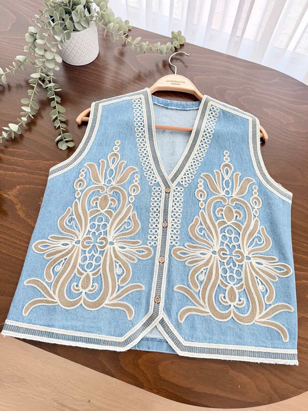 Etnik Nakışlı Denim Yelek