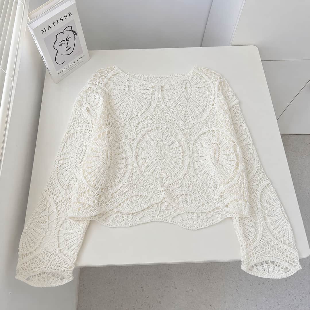 Retro Yuvarlak Dantelli Crop